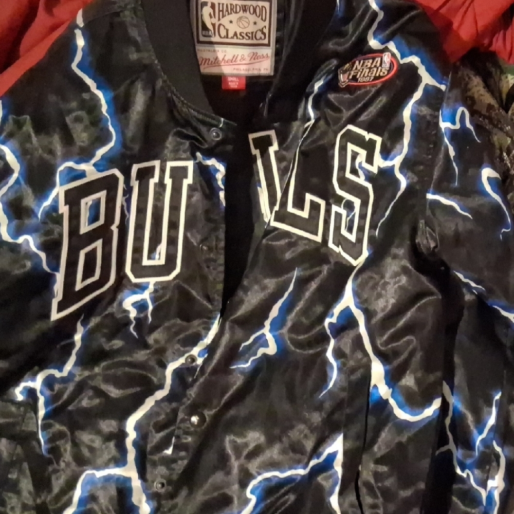 Bulls Mitchell & Ness Black Jacket with Blue Accents